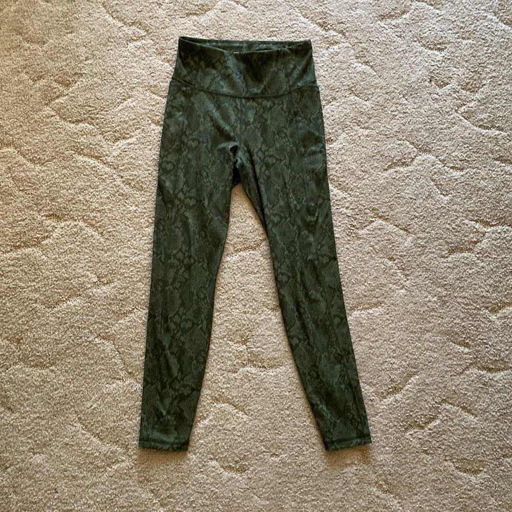 Snake print leggings.